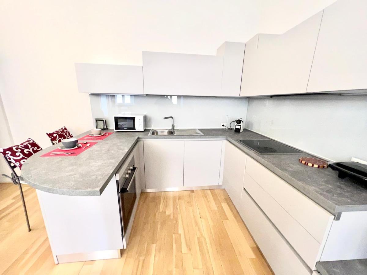 * Esclusivo & Moderno Roma Centro Campo De Fiori * Apartment ภายนอก รูปภาพ